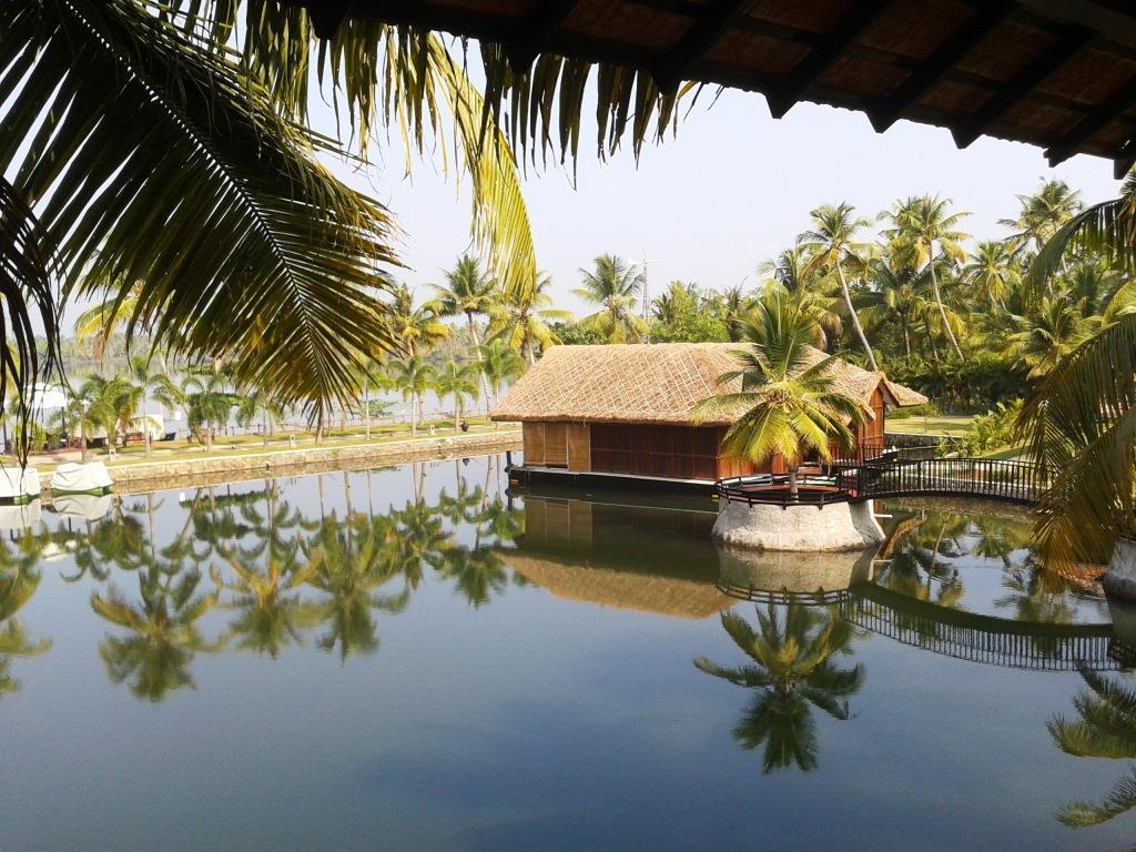Vasundhara Sarovar Premiere Alappuzha Εξωτερικό φωτογραφία