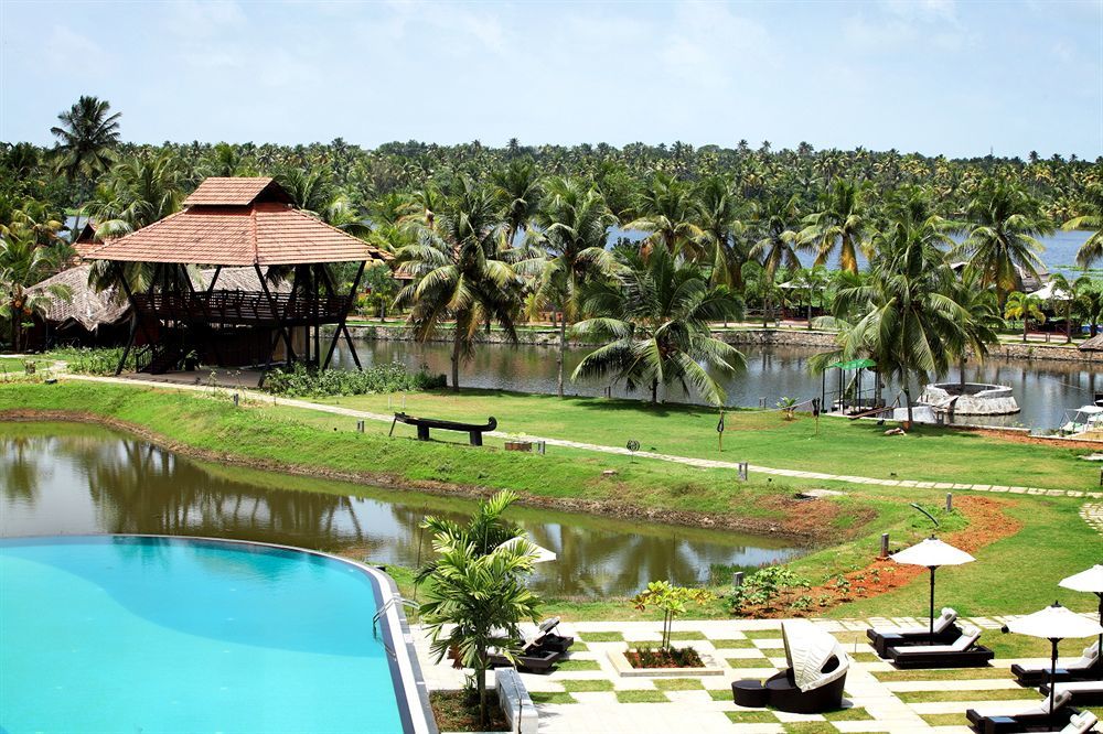 Vasundhara Sarovar Premiere Alappuzha Εξωτερικό φωτογραφία