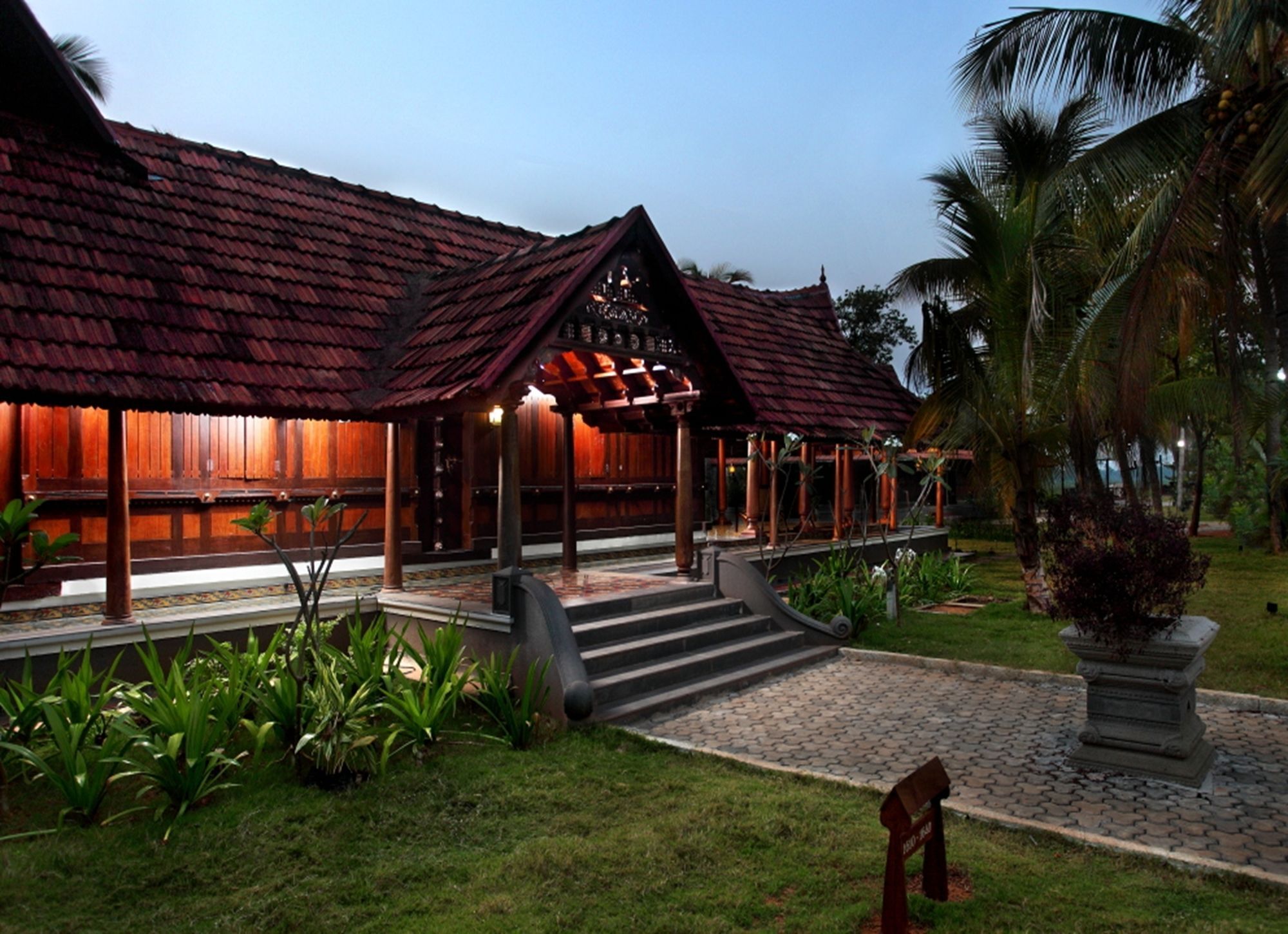 Vasundhara Sarovar Premiere Alappuzha Εξωτερικό φωτογραφία
