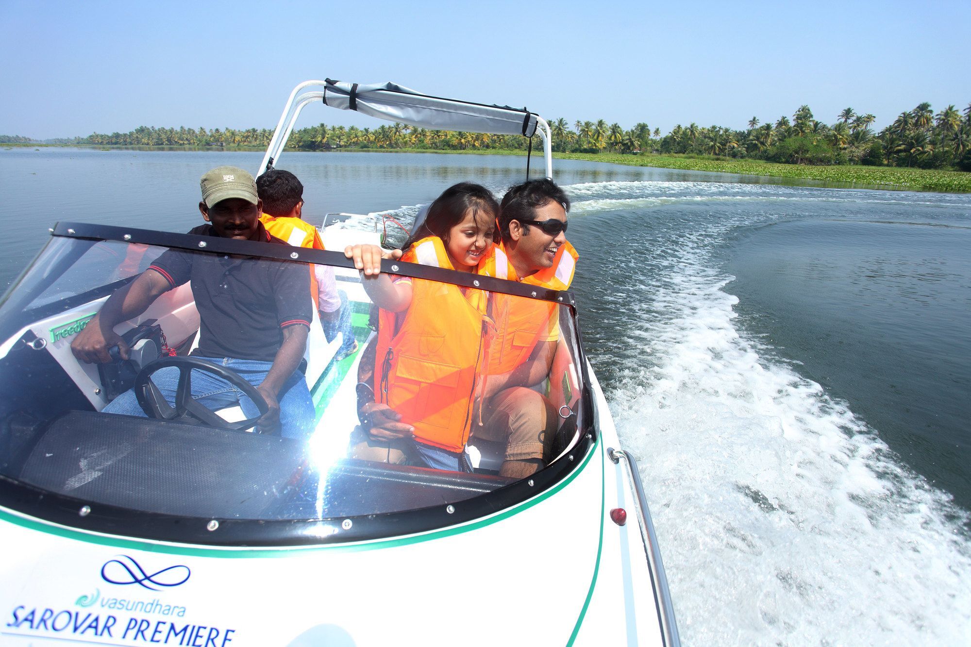 Vasundhara Sarovar Premiere Alappuzha Εξωτερικό φωτογραφία